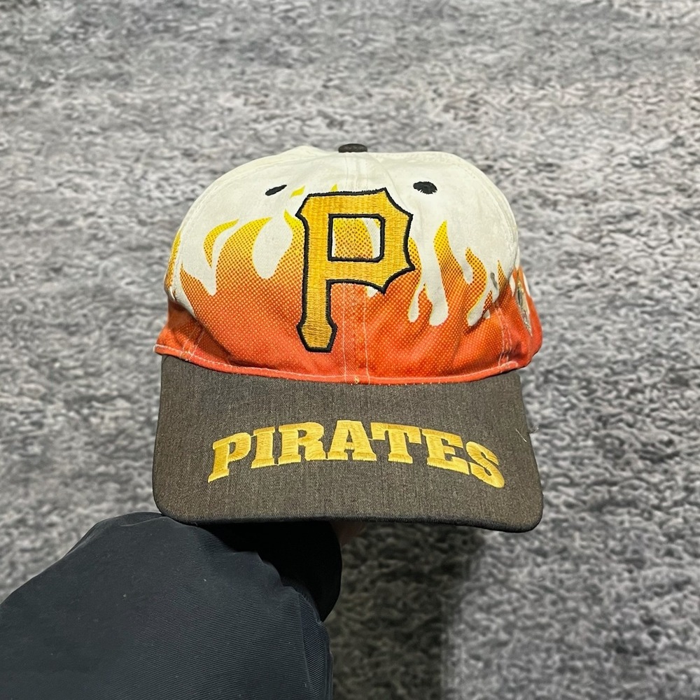 Vintage Pittsburgh Pirates On Fire Snapback Hat MLB Flames 90s Embroidered‎ Cap